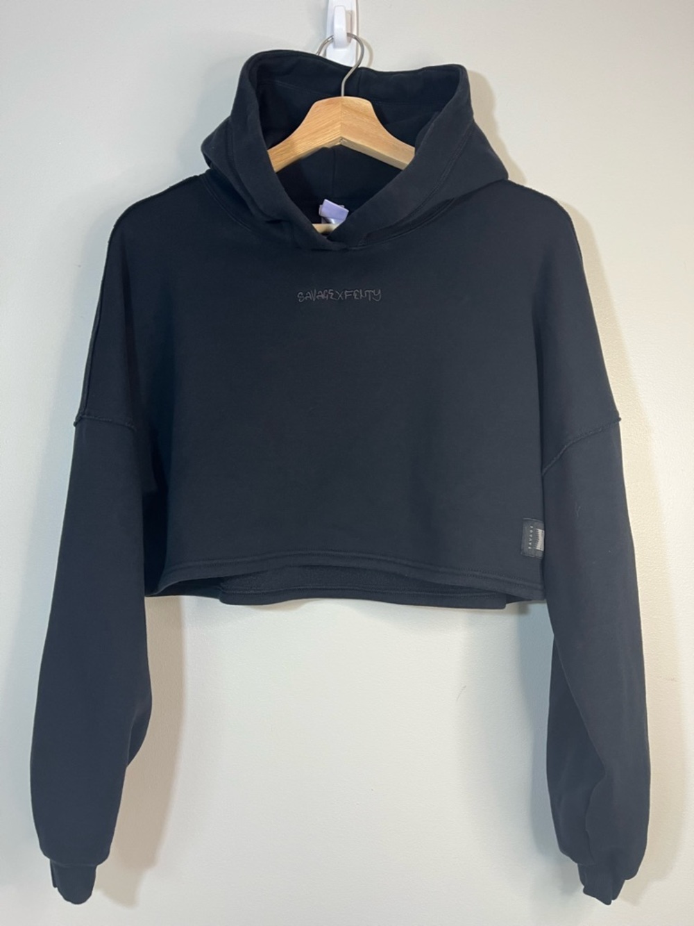 Savage X Fenty Essential Black Cotton Cropped Hooded Sweatshirt Women’s Medium